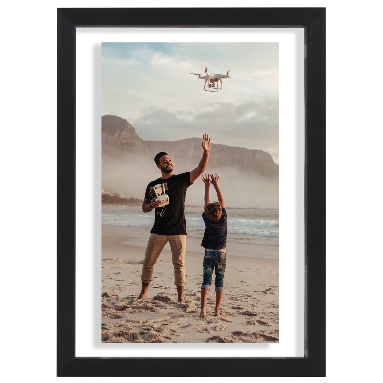 Americanflat Floating Aluminum Picture Frame - Sleek Aluminum Photo Frame for Wall Display - Black Metal Molded Frame - Shatter Resistant Glass - Hanging Hardware